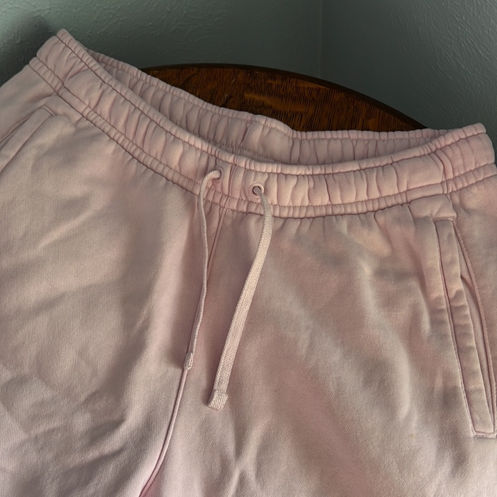 💗 Pink Nike Shorts Sweats - Picture 3 of 6